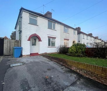 3 bedroom semi-detached house to rent - Photo 5