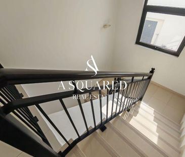 Charming | Unfurnished | Landscaped - Photo 4