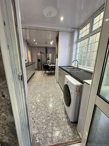 1 bedroom semi-detached house to rent - Photo 3