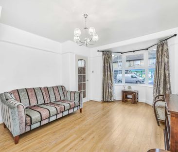 Cannon Hill Lane, London, SW20 - Photo 2