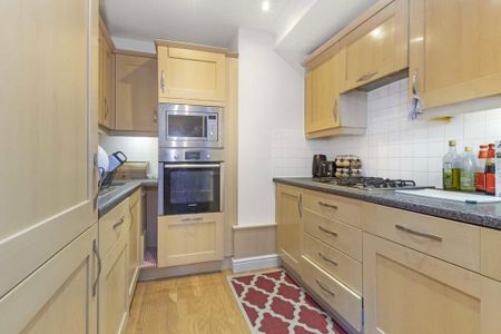 2 bedroom flat to rent - Photo 3