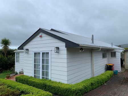 27 Abilene Crescent, Churton Park - Photo 3