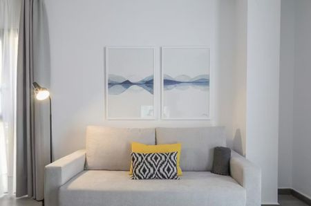 Calle Ancha del Carmen, Málaga, Andalusia 29002 - Photo 4