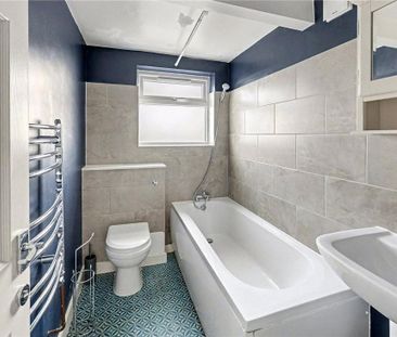 3 bedroom detached house to rent - Photo 5