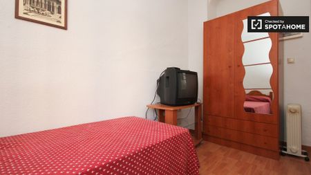 granada, Andalusia 18002 - Photo 3