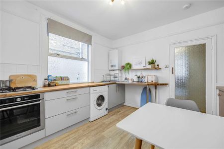 1 bedroom flat to rent - Photo 5