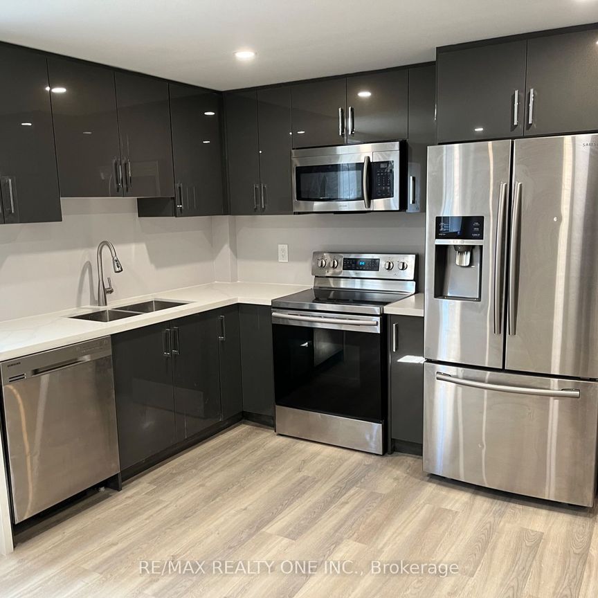 For Lease - 1573 Horseshoe Crescent Unit# Lower, London North, Ontario - Photo 1