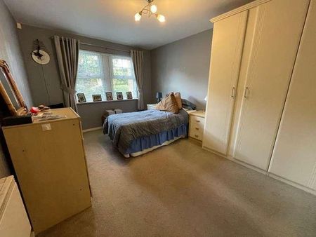 Wellington Road, Timperley, Altrincham, WA15 - Photo 4