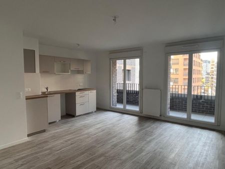 location Appartement T3 DE 64.6m² À BOBIGNY - Photo 2