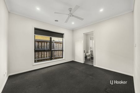 5 Papas View, Wyndham Vale VIC, Belconnen - Photo 5