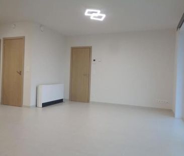 Appartement te huur - Photo 1
