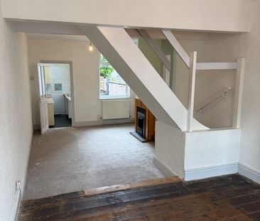 2 Bed Terraced House, Luther St, LE3 - Photo 1