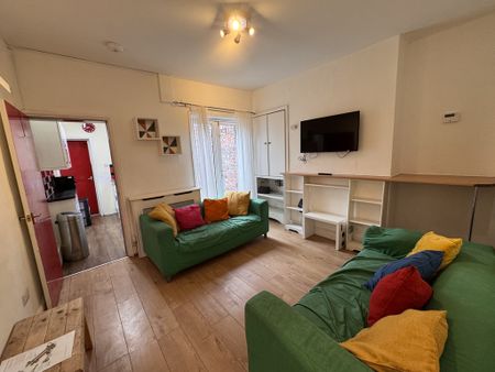 Upper Newborough Street, Burton Stone Lane - P2265 - Photo 2