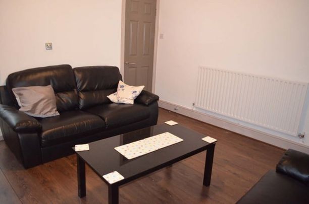 325 Dawlish Road - Photo 1