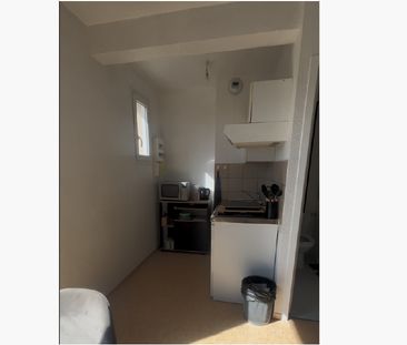 Location Appartement 1 pièce 21m² - Photo 5