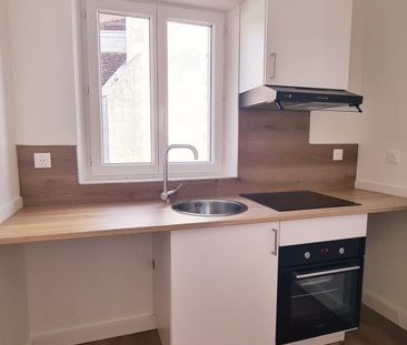 Location Appartement 3 pièces 47m² STE COLOMBE 77650 - Photo 2