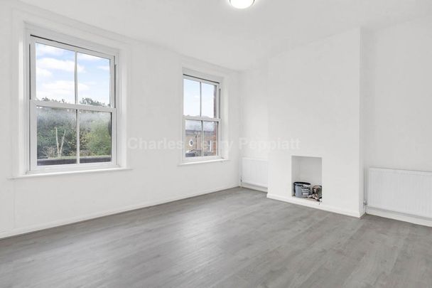 3 bedroom apartment to rent - Photo 1