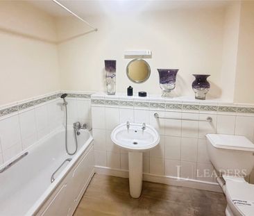 2 bedroom apartment to rent Briton Street, Southampton, SO14 - Photo 2