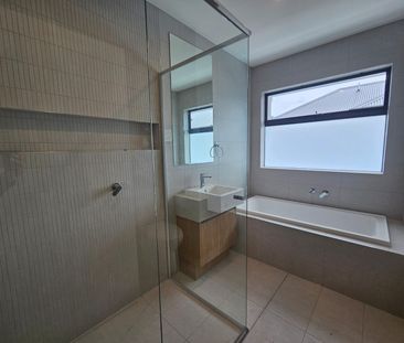6A & 6B Besant Street, Hampton East VIC 3188 - Townhouse For Rent |... - Photo 2