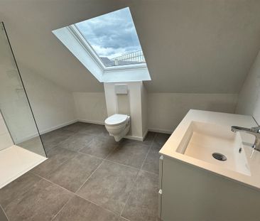 DUPLEX APPARTEMENT MET MOOI TERRAS EN 2 SLAAPKAMERS TE BERINGEN CENTRUM - Foto 4