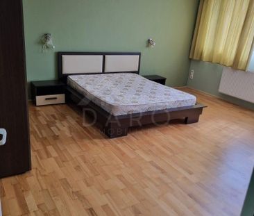 Închiriază Apartament 3 camere 1848 - Fotografie 6