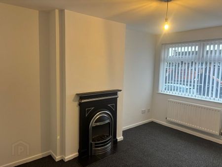 156 East Street, Newtownards, BT23 7DD - Photo 2