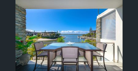 LUXURY FULLY FURNISHED WATERFRONT APARTMENT - Photo 5