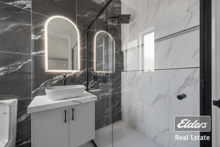 An elegant residence perfect for comfortable living! - Photo 4