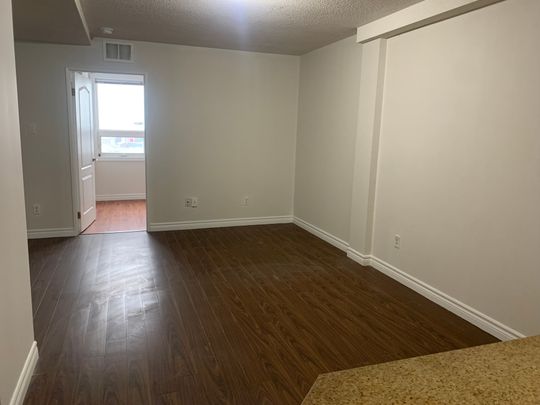 For Lease - 7405 Goreway Drive Unit# 514, Mississauga, Ontario - Photo 1