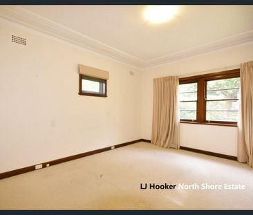 Walk to Train and School - Photo 1