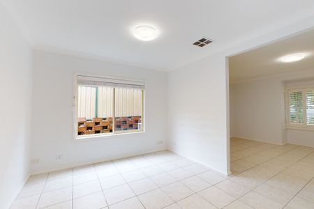 12 Habebe Close, Rankin Park NSW 2287 - Photo 3