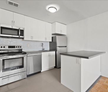 For Lease - 3101 Eglinton Ave Avenue Unit# 103, Toronto, Ontario - Photo 1