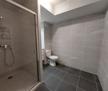 location Appartement T2 DE 41.3m² À NICE - Photo 6