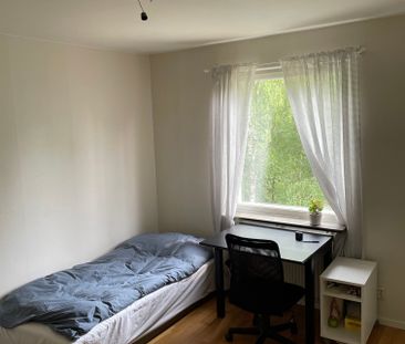 Bjursätragatan, Bandhagen - Photo 2