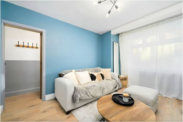 1 Bed Flat, Kimble Road, SW19 - Photo 1