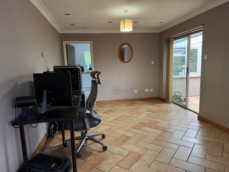 3 bedroom detached bungalow to rent - Photo 3