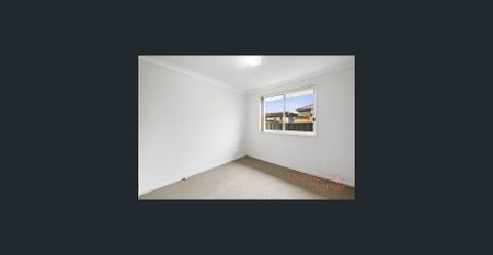 Spacious Family Home - Photo 2