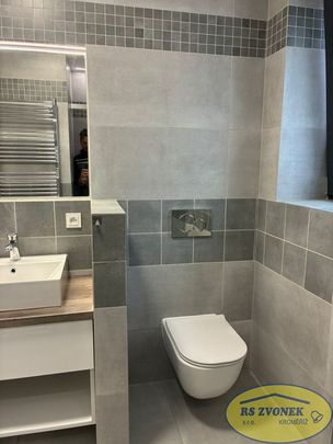 Pronájem bytu 3+kk 72 m², Hlušovice - Photo 1