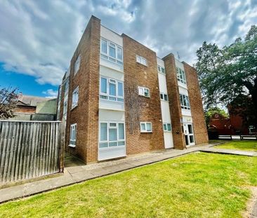 Ashlawn House, Leamington Spa, CV31 - Photo 1