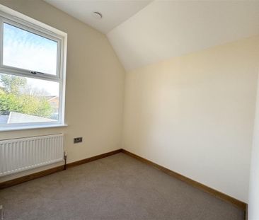 3 Bedroom House To Rent in Harrietsham - Photo 2