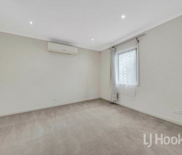 Spacious 3-Bedroom Townhouse in Prime Mount Waverley School Zone - ... - Photo 6