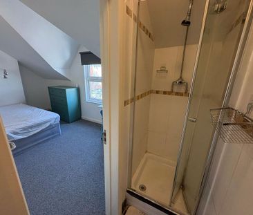 1 bedroom property to rent - Photo 2
