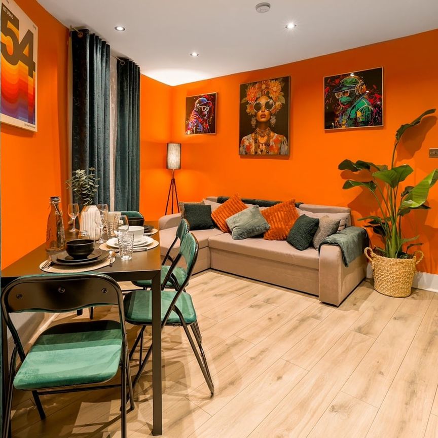 4 Bed Semi-Detached House, Hackney Road, E2 - Photo 1