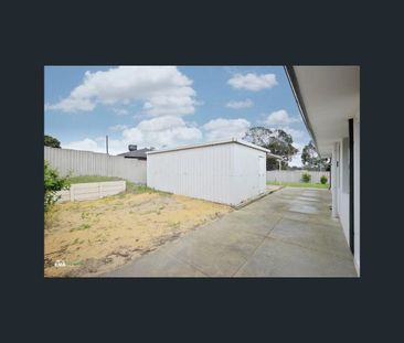 2 Madden Way, Parmelia, WA 6167 - Photo 6