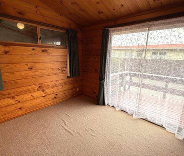 Lockwood home on Lockhart Avenue - Photo 5