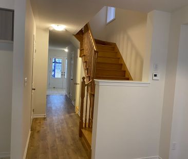 For Lease - 144 Ice Palace Crescent, Oshawa, Ontario - Photo 3