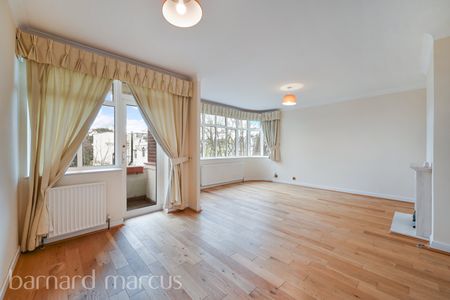 The Crescent, Surbiton - Photo 2