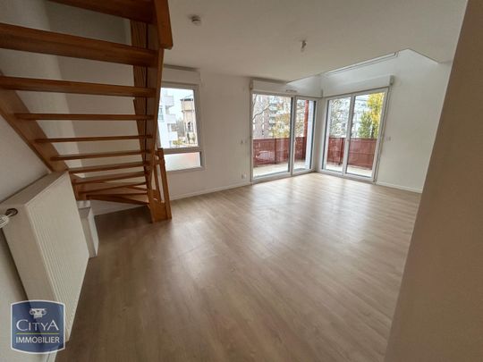 Location Appartement 3 pièces 68m² NEUILLY SUR MARNE 93330 - Photo 1