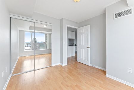For Lease - 909 Bay Street Unit# 2002, Toronto, Ontario - Photo 5
