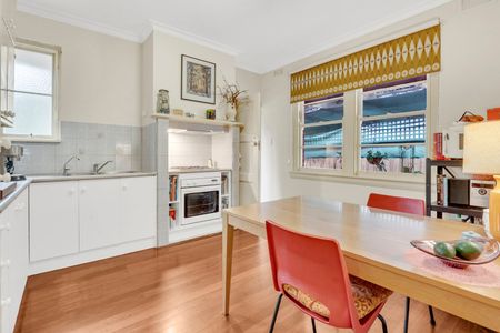 8 Rose Court, Reservoir VIC 3073 - Photo 4